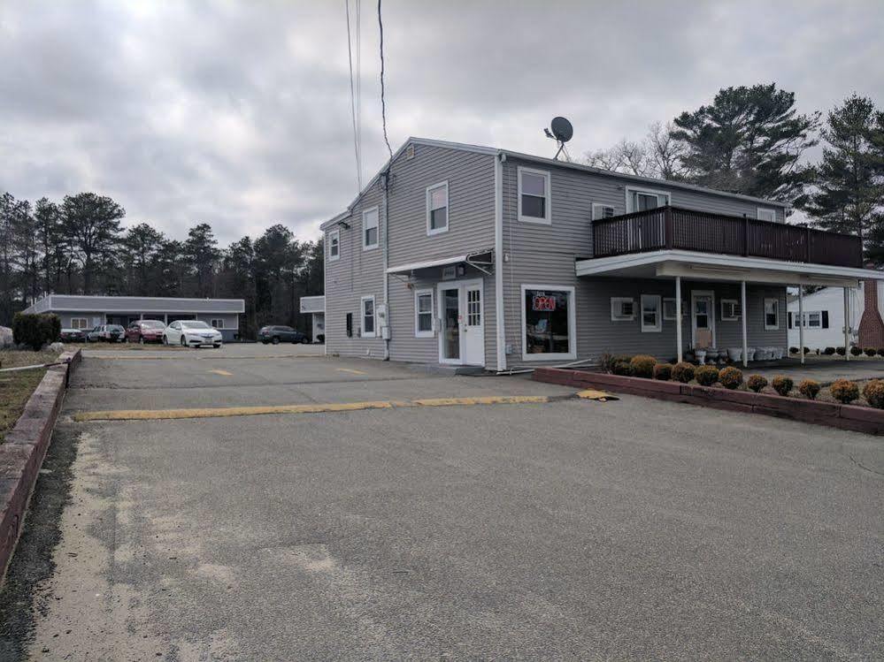 Rosewood Motel East Wareham Exterior photo